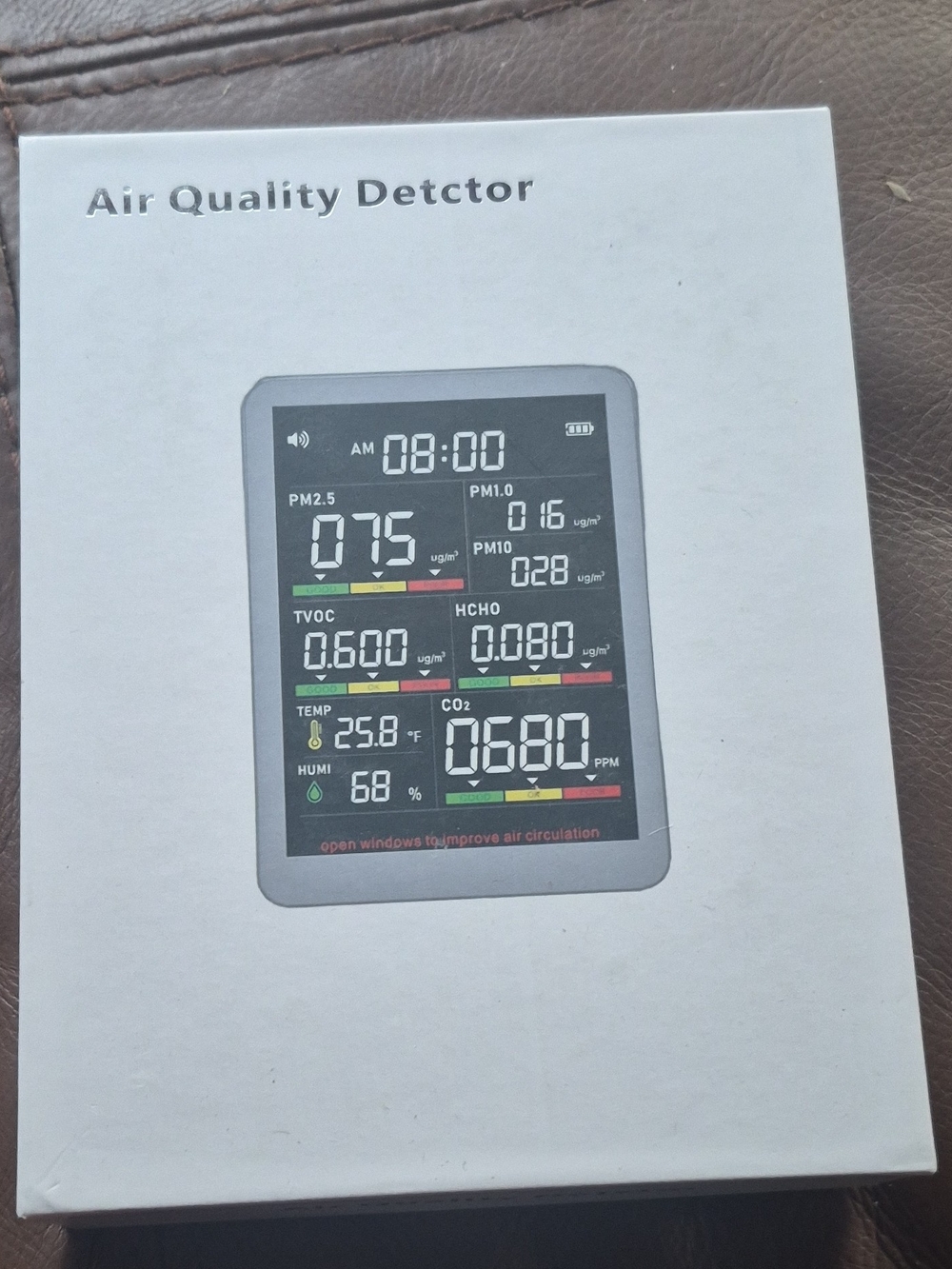 Air Quality Detector - Digital Indoor Monitor in White/Grey